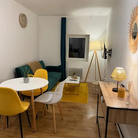 Charming, Quiet 2-bedroom *